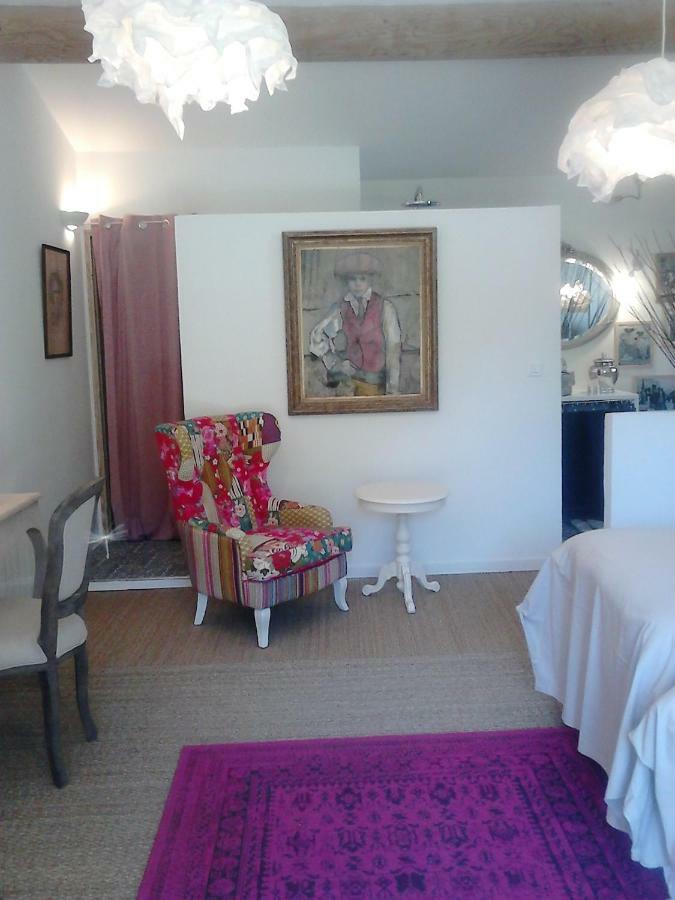 La Maison De Charlie Vaugines Dış mekan fotoğraf